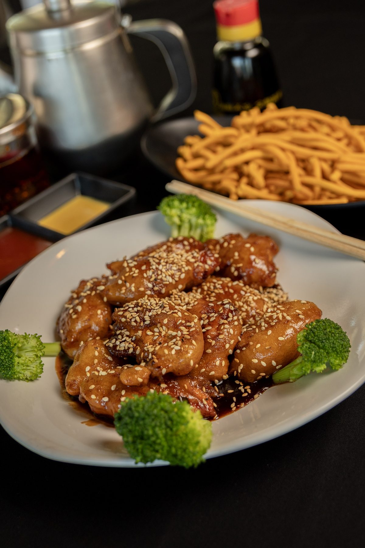 Pollo con ajonjolí